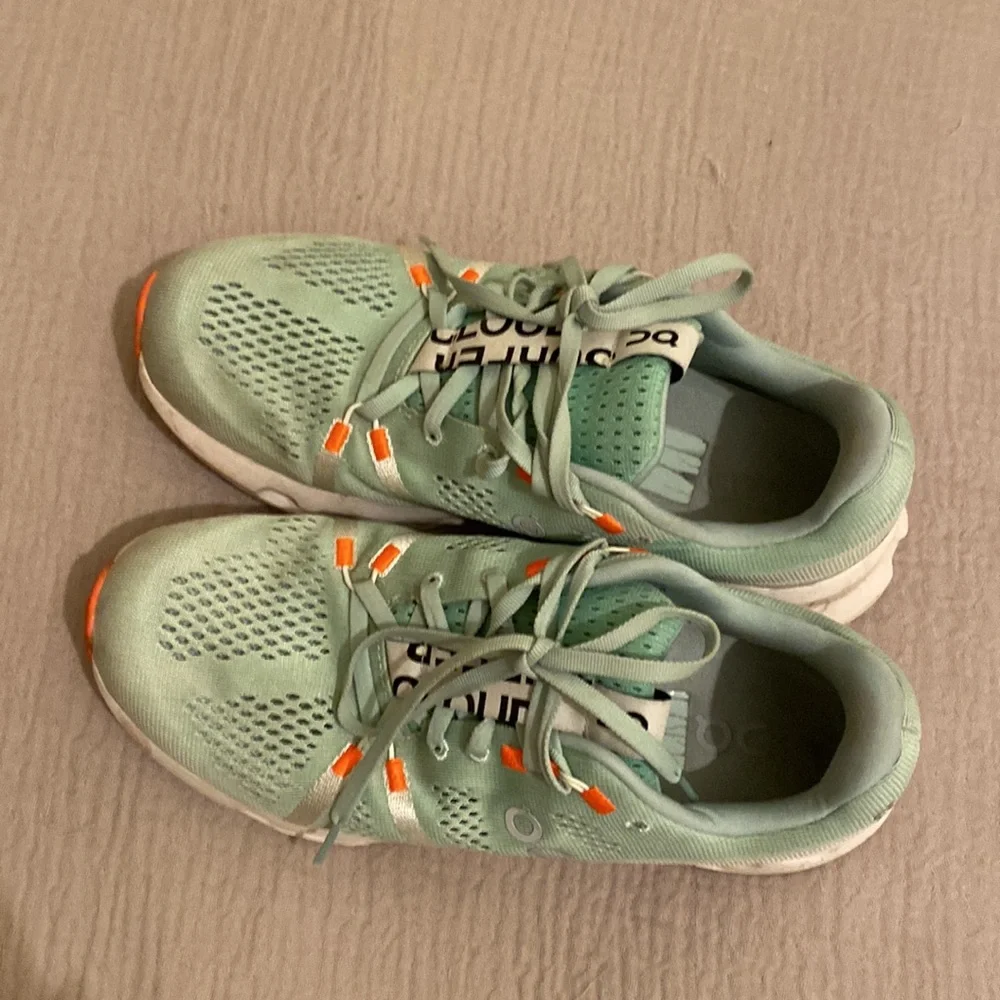 On Running Mint Green and Orange Athletic Shoes. Size 9 - Picture 7 of 9